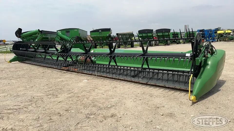 2020 John Deere 740FD Draper Head