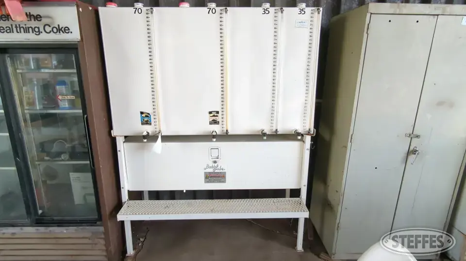 Buddy Lube Storage and Bench
