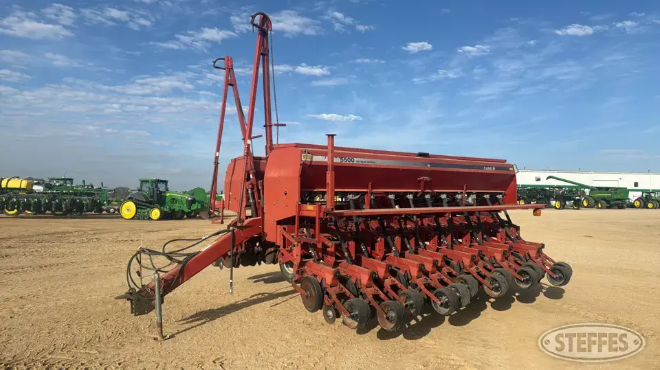 Case IH 5500 Soybean Special Press Drill