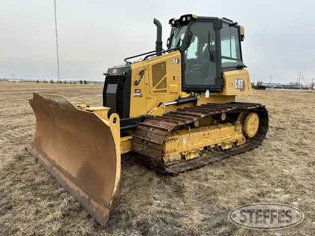 2022 CAT D4 LGP