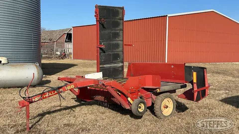 New Holland 166 Rake