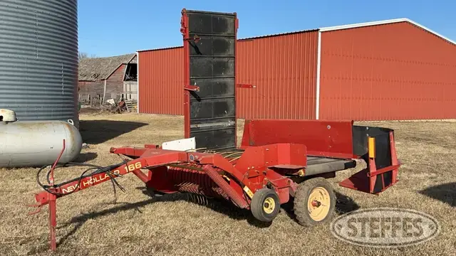 New Holland 166