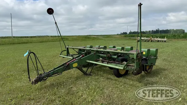 John Deere 494A