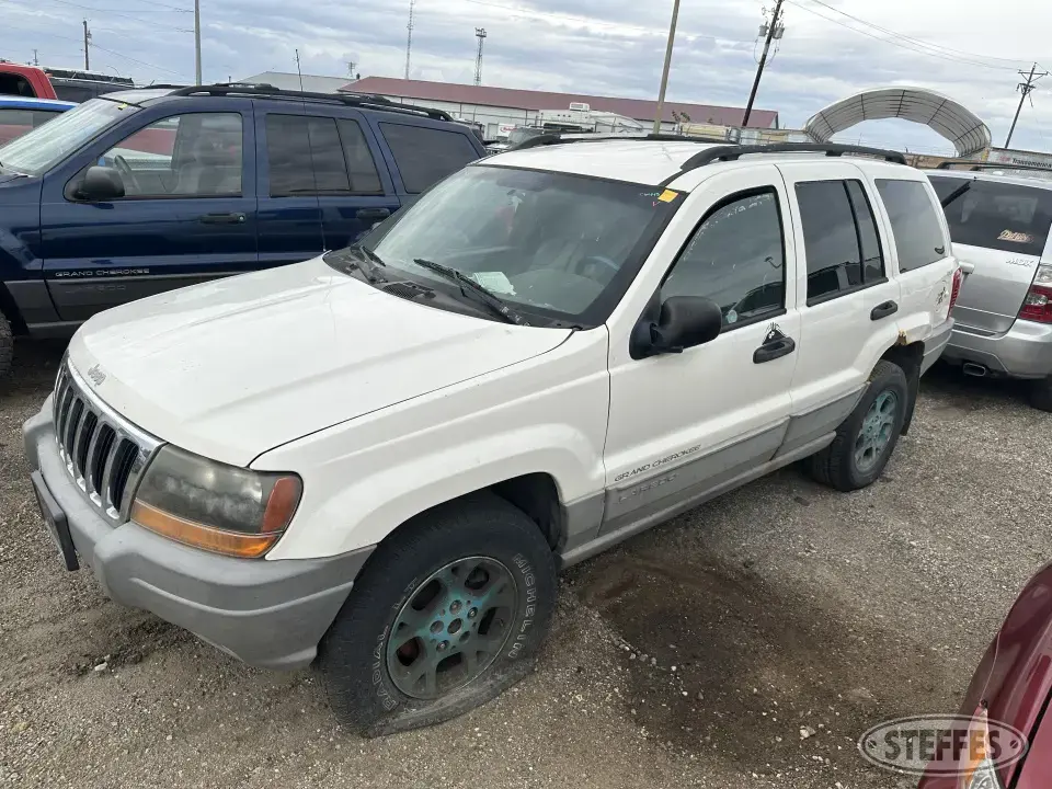 1999 Jeep Grand Cherokee Laredo SUV