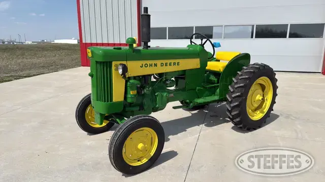 1959 John Deere 330 U