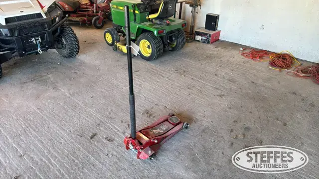 Daytona floor jack
