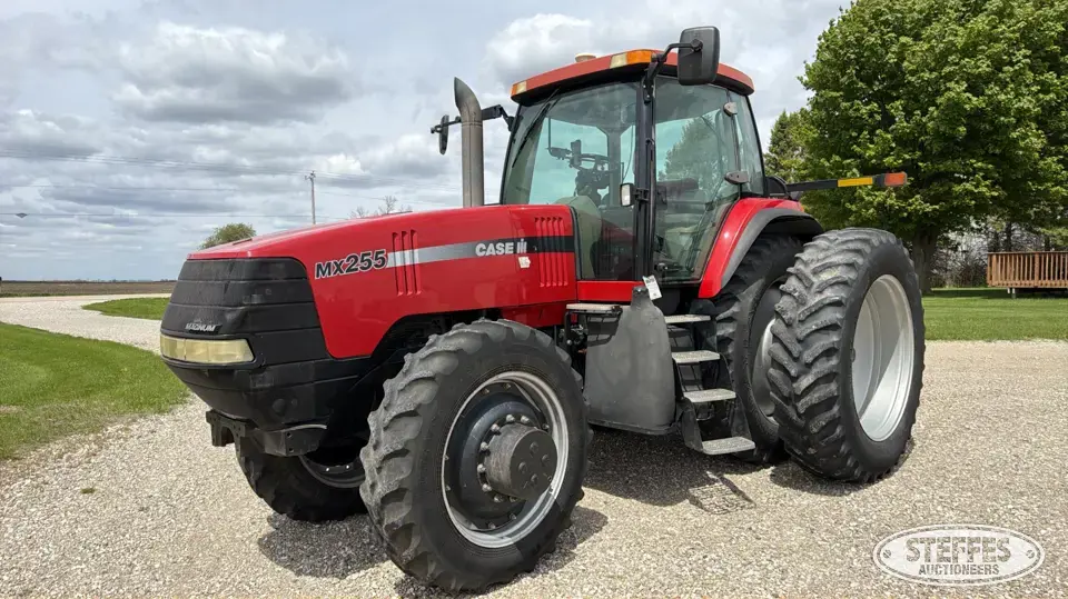 2002 Case IH Magnum MX255 MFWD Tractor