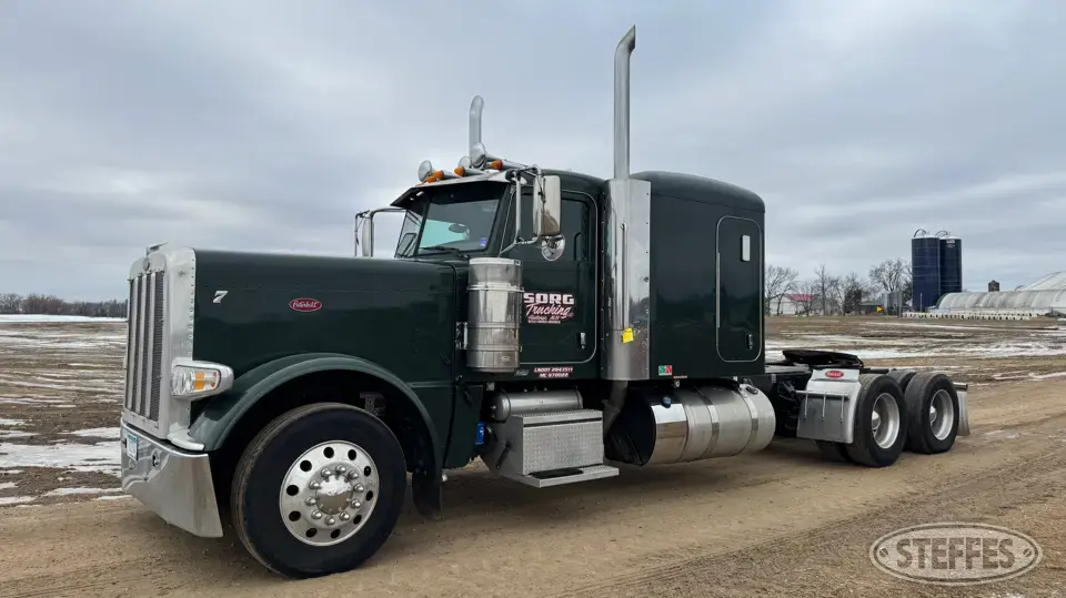 2023 Peterbilt 389 EXHD Conventional Truck with Sleeper