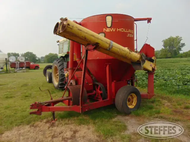 New Holland 354
