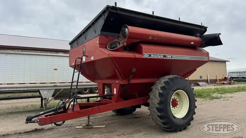 Unverferth GC7000 Grain Cart