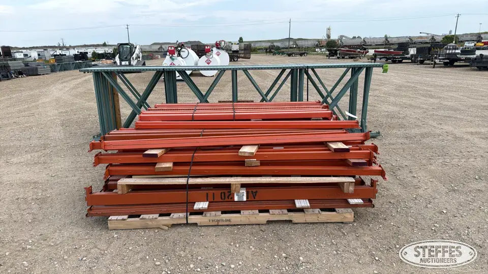 Pallet racking Storage and Bench