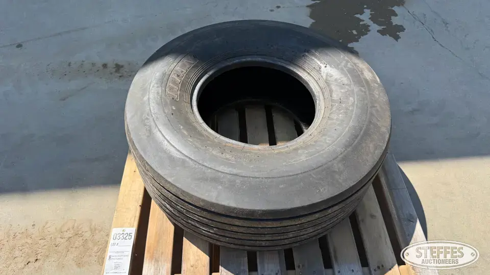 Titan 14L-16.1SL tire Tractor-Implement Tire