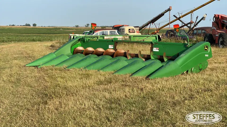 2007 John Deere 893 Corn Head