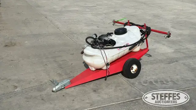 Fimco pull-type lawn sprayer