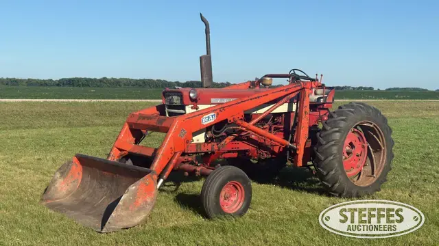 1961 Farmall 560