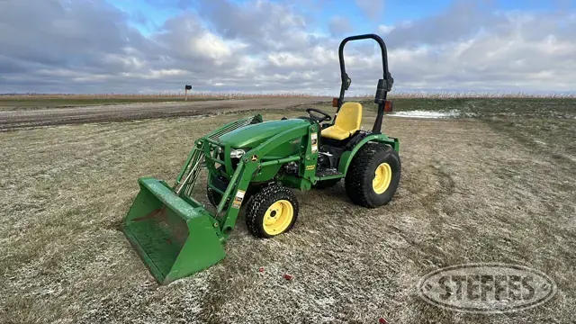 2012 John Deere 2720