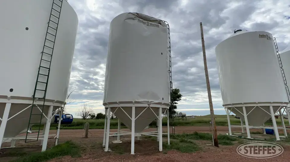 Amber Waves Hopper Bin
