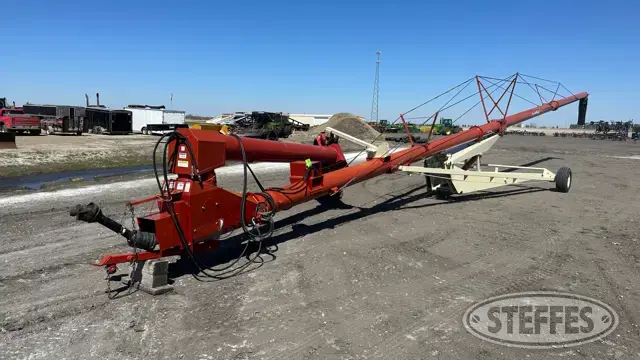 Farm King 1385