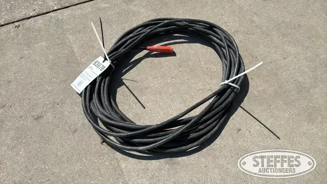 Welding lead