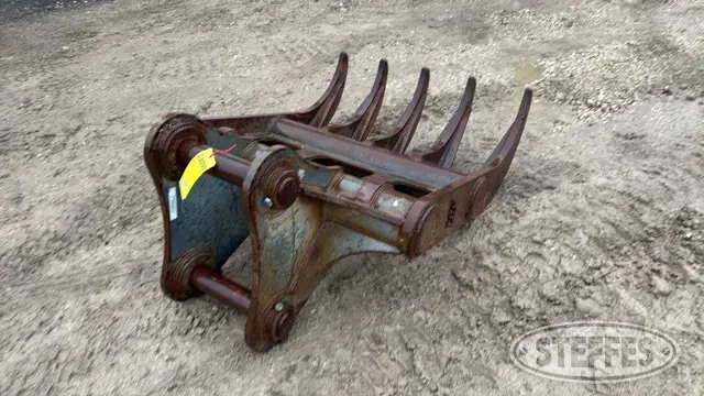 TAG excavator rake