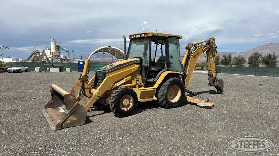 2004 CAT 420D Loader Backhoe