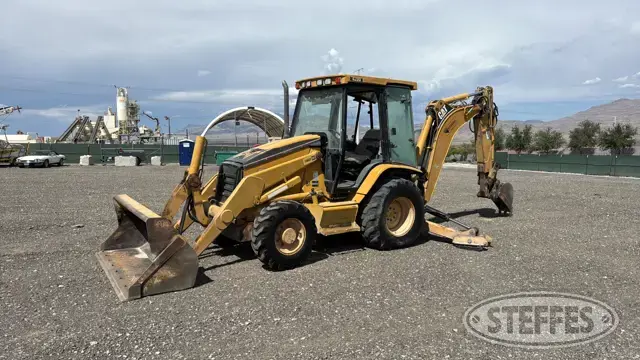 2004 CAT 420D