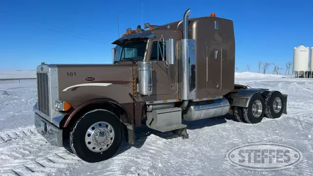 2001 Peterbilt 379EXHD