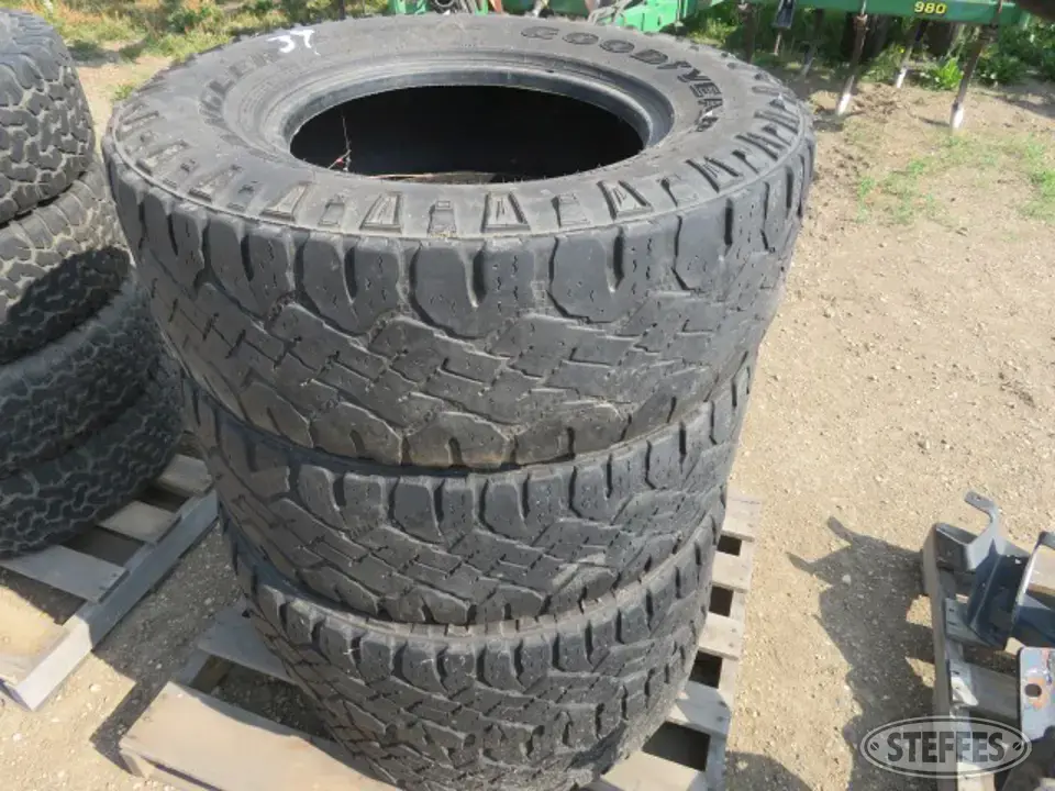 Goodyear Wrangler Truck Tire
