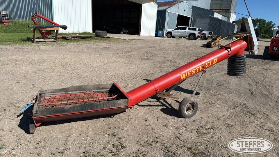 Westfield S10-9 Transfer-Jump Augers and Conveyor
