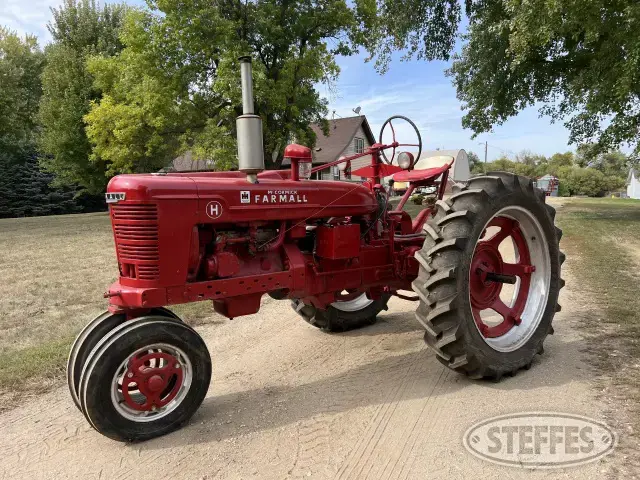 1950 Farmall H