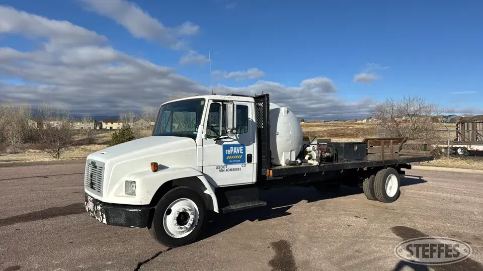 2004 Freightliner FL60 Flatbed Truck