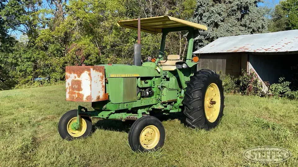 1971 John Deere 3020 2WD Tractor