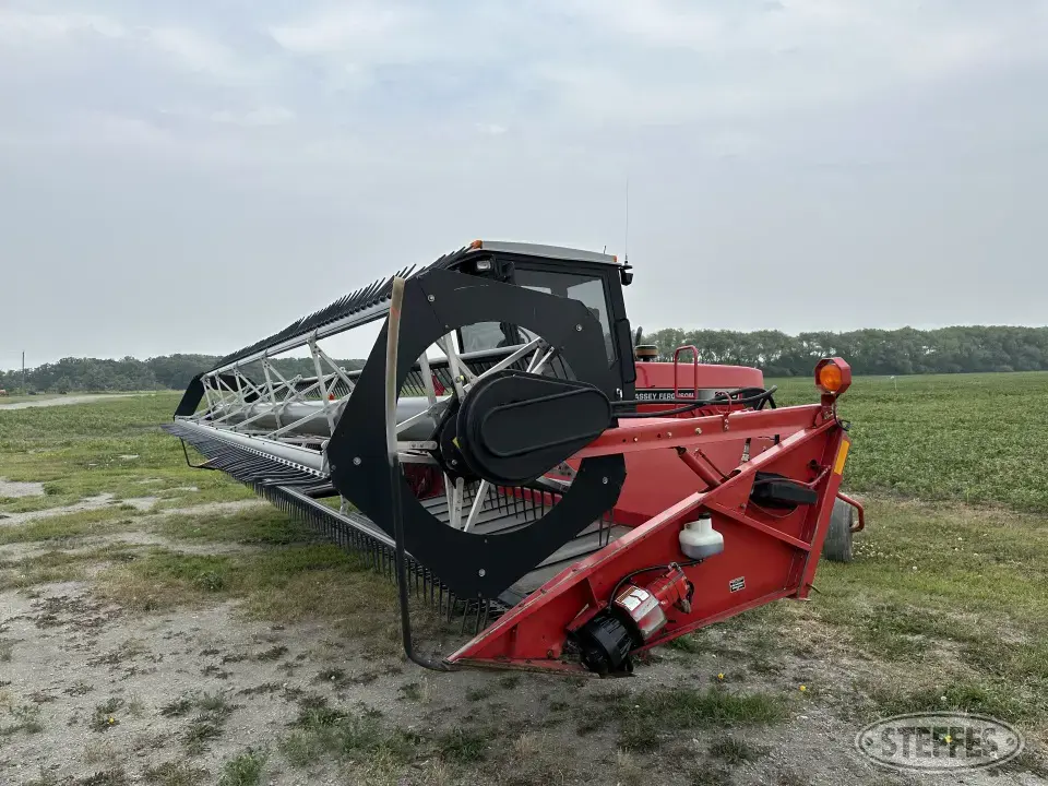 Massey Ferguson 220 Self-Propelled Swather