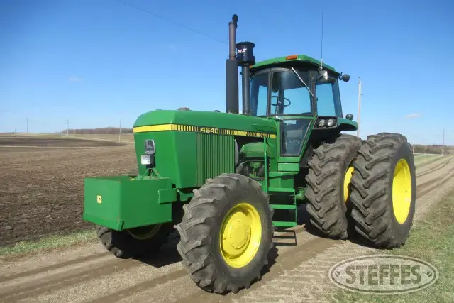 1979 John Deere 4640