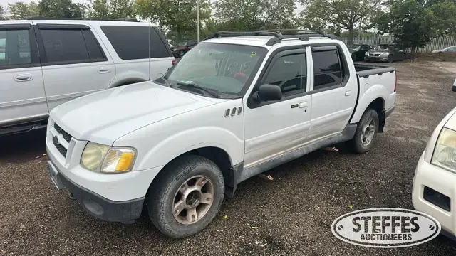 2004 Ford Explorer XLT