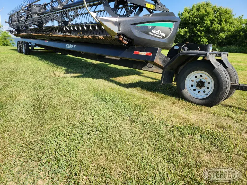 Stud King 38 Header Trailer