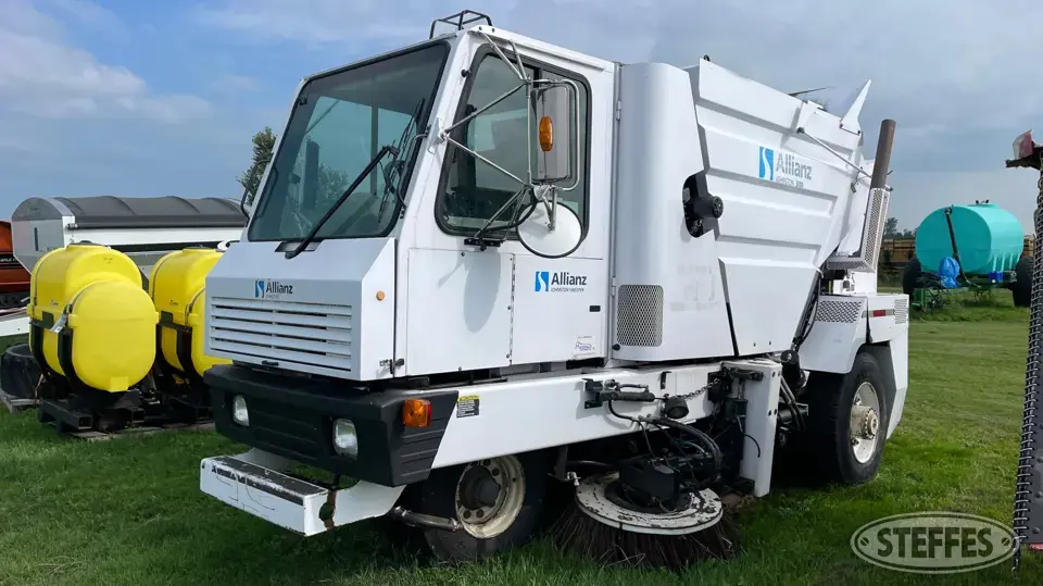 2010 Allianz Johnston M3JHES Sweeper