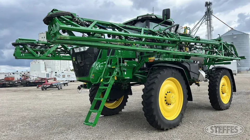 2023 John Deere 616R Self-Propelled Sprayer