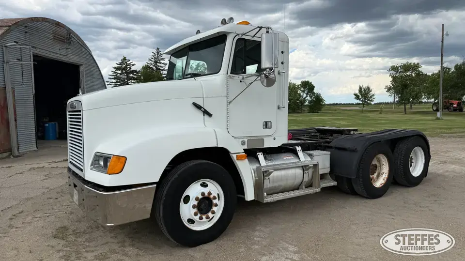 2003 Freightliner FLD112 Conventional Truck without Sleeper