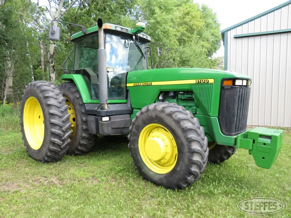 1997 John Deere 8100 MFWD Tractor