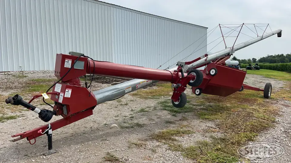 Hutchinson Swing Hopper Auger