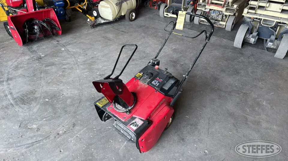 Honda HS621 Self-Propelled Snowblower