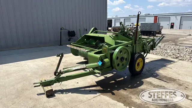 John Deere 14T