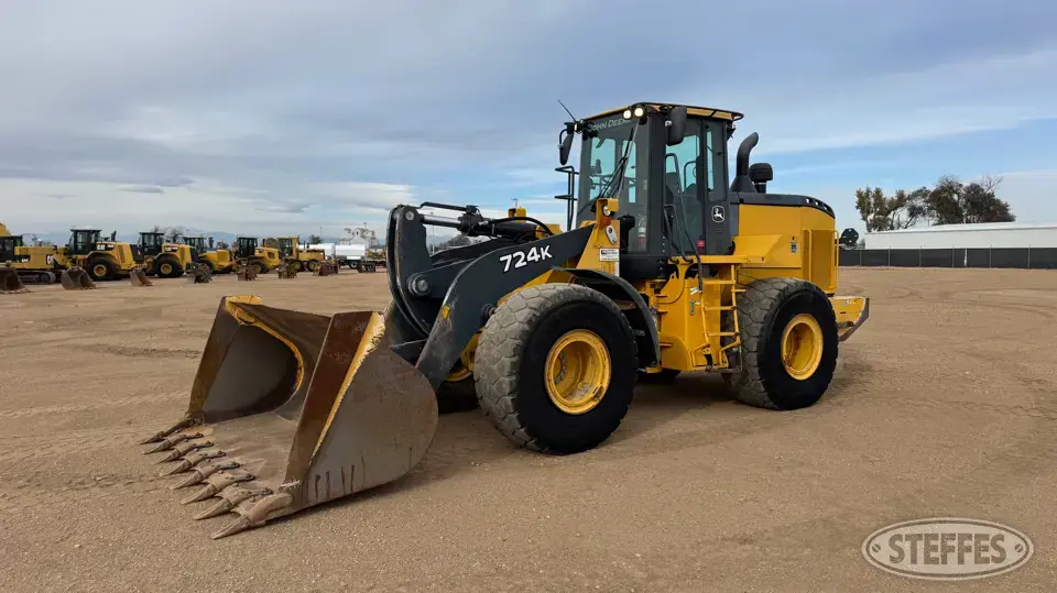 2015 Deere 724K Wheel Loader