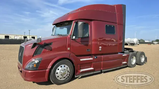 2018 Volvo VNL64R730