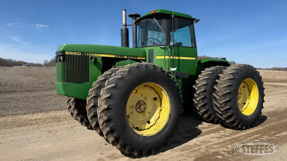 1984 John Deere 8650 4WD Tractor