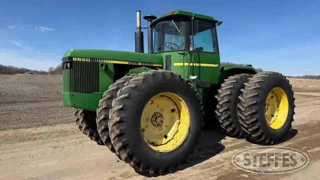 1984 John Deere 8650