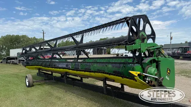 John Deere 930