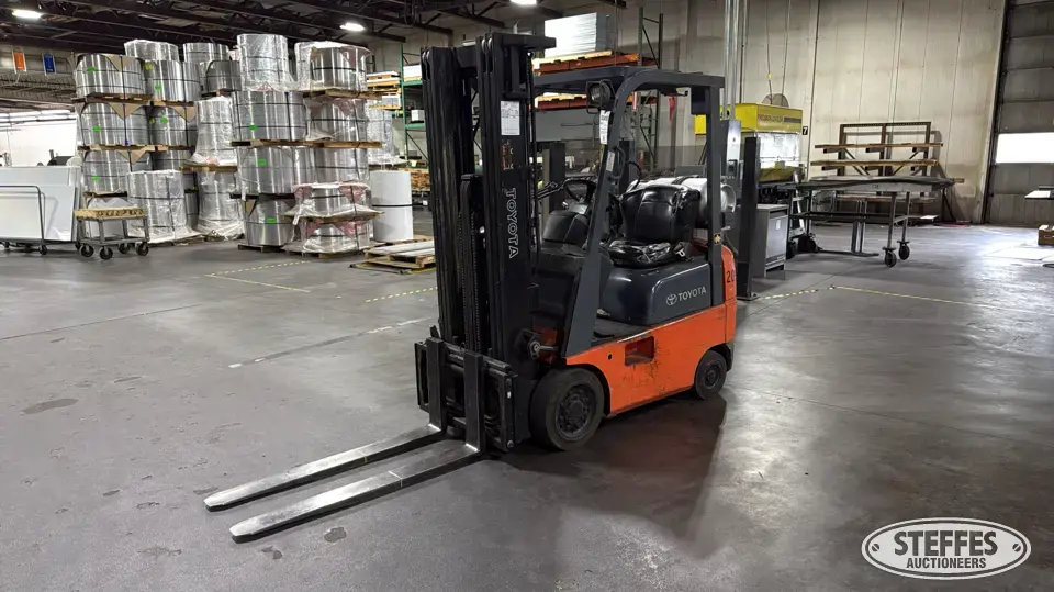 2010 Toyota 7FGCU15 Warehouse Forklift