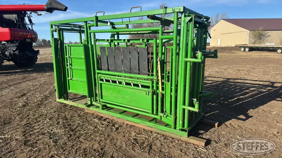 Real Tuff Squeeze Chute
